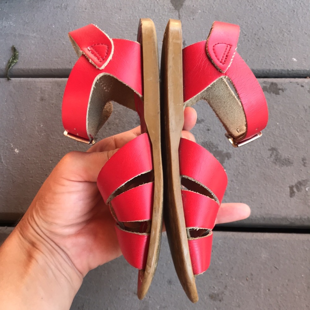 3/$40 SALT WATER 9T Leather Sandals Waterproof Buckle Toddler Girls Red Classic - Picture 3 of 7